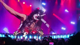 KISS - Detroit Rock City (live)