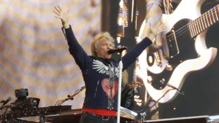 Bon Jovi - Livin on a prayer - Live at Anfield Liverpool 19/06/2019 This house is not for sale Tour