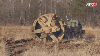 Землеройная машина для отрывки котлованов МДК-3 рыл котлован в Чернобыле. Поехали!