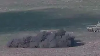 МО Армении опубликовало видео подрыва Т-72 ВС Азербайджана на минах
