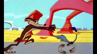 Wile E Coyote And The Road Runner In "Chaser on the Rocks"