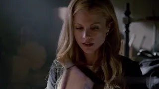 Grimm 03x20 Adalind is looking trough her mother's stuff, she want to find something there.