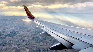 Southwest 737-700 Landing in Denver (DEN/KDEN) | Gorgeous Cloudy Sunset Arrival // N239WN