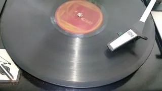 Ты и эта гитара - Petr Lescenko (tango) Bellaccord Electro. Riga 1934 78 rpm