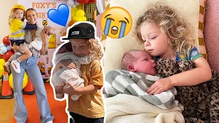 Toddler meets baby brother for the first time!! LIFE VLOG & Foxy's 3rd Party!