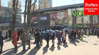 Ukrainians In Kyiv Line Up For Shopping After Weekend Curfew