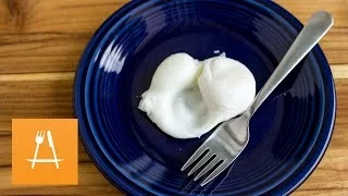 How to Poach an Egg | Kitchen Tips with Appetites