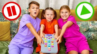Magische TV-Fernbedienung 🌈  Lustiges Video für Kinder | Vania Mania DE