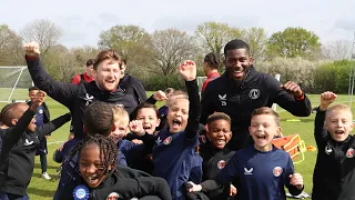 When Charlton's U8s met the men's first-team squad 🥰