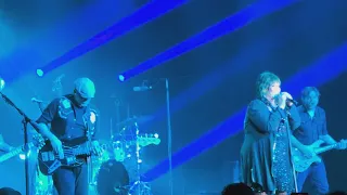 Ann Wilson (Heart) & The Amazing Dawgs live "Barracuda" (5/7/2022 great audio)