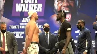 tyson fury vs deontay wilder face off