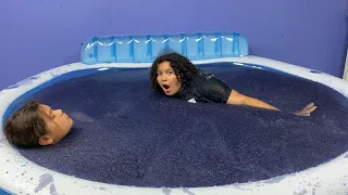 Last To Leave the BLUE Slime Pool wins $10,000