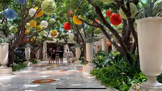 Wynn Las Vegas Resort Walking Tour -  luxury hotel, casino, shopping and restaurant review.