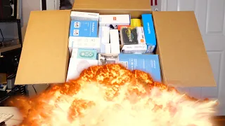 What ELECTRONICS are inside of a 38 Pound Amazon Customer Returns Mystery Box