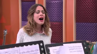 Violetta: Fede y Vilu cantan ¨Algo Se Enciende¨ (Ep 77 Temp 2)