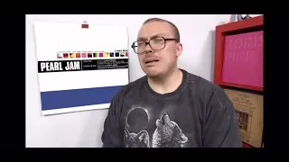 anthony fantano makes fun of eddie vedder for 1 minute and 7 seconds