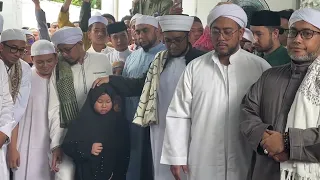 Prosesi pengantaran Ke tempat peristirahatan tekahir Ust Jamal Sang Mujahid Sholawat