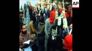 SYND 16 12 78 IRANIAN STUDENTS ANTI-SHAH DEMONSTRATION IN DELHI, WITH POLICE CLASHES