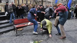 "Свобода"- нападение на автобусы во Львове. 2011