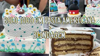 FINALIZANDO UM BOLO TODO EM PASTA AMERICANA + BLINDAGEM DE BOLO |DIA DE CURSO CAKE DESIGN| Letícia B