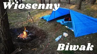 Bushcraft: Pierwszy biwak solo, test śpiwora i maty.