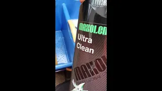 Cleaning the interior of a car, Nissan Qashqai using Maxolen Ultra Clean and compressed air.