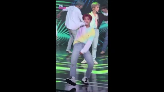 ATEEZ, WAVE, HONGJOONG Focus [THE SHOW 190625]