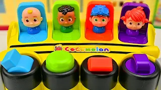 Classroom has CoComelon Pop and Learn Pals play sets | Pretend Play with Cocomelon Toys