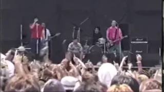 Reel Big Fish - Somebody Hates Me - Live at Japan Summer Sonic Festival 2001