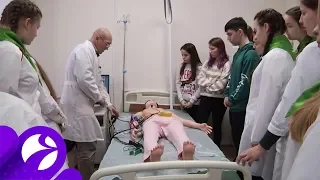 Первый опыт. Ямальские школьники попробовали себя в качестве врачей. Время Ямала