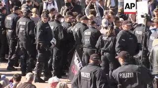 Police clear Hamburg town square after G20 demo