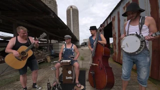 Self Esteem by Steve'n'Seagulls (LIVE)