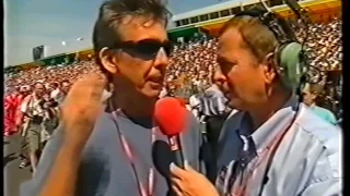 2000 Australia Pre-Race: Grid Walk with Martin Brundle