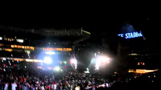 Jay-Z - Dynasty Roc La Familia Intro - [LIVE at Yankee Stadium 9/14/10]