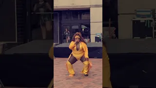 sexy black drag queen pumps effortlessly pounding her iconic heel into the pavement 🤭