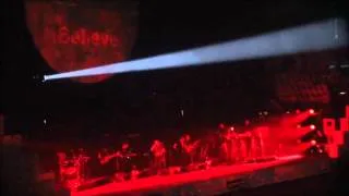 Roger Waters The Wall 2010 Live in Chicago - USA (Part 1)