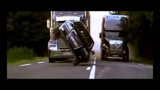 Audi A8 vs, Mercedes E class Transporter 3 clip