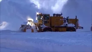 Dulles Airport Snow Removal 1-24-2016 (AM)