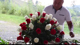 Cómo hacer un arreglo floral con rosas Rojas y Blancas