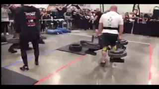 Larry Wheels 1st Event 330lb 150kg Farmers Walk