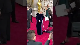 Funny Moment Oscars 2020 | Olivia Colman funny moment Oscars 2020