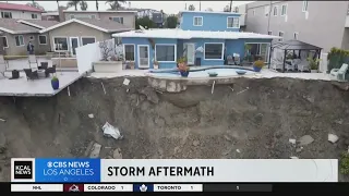 Landslide in San Clemente leaves several apartment buildings teetering on edge of cliff