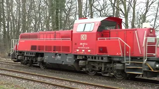 265.017-4 mit Schwefelzug fährt in den Bahnhof Großenkneten ein im Januar 2019