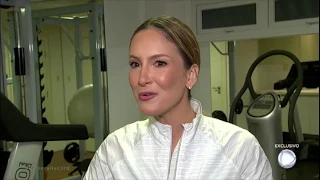 Claudia Leitte fala sobre grupo de mensagens que tem com Anitta, Ludmilla e Ivete