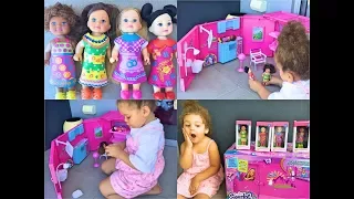 Huge PINK Play Truck Kid Plays With Funville Sparkle Girlz Truck And Mini Dolls Play Time Toy Review
