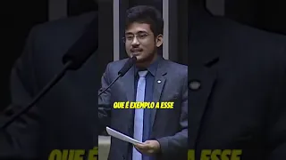 QUE DEPUTADO SE ORGULHA DE NUNCA TER LIDO UM LIVRO  #shorts