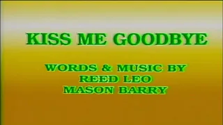 KISS ME GOODBYE - Petula Clark - Karaoke Version - English Classic Golden Songs 28 of 90