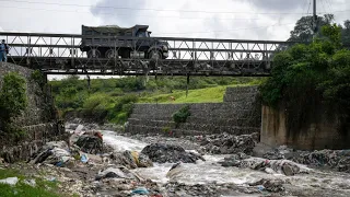 Guatemala nutzt Müllzäune im Kampf gegen Plastikverschmutzung