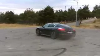 Porsche Panamera 4S doing donuts