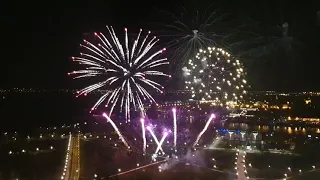 Fireworks(vatromet)- pogled sa 25tog sprata P.C.Ušće-Top of the Hub by Fenix pirotehnika